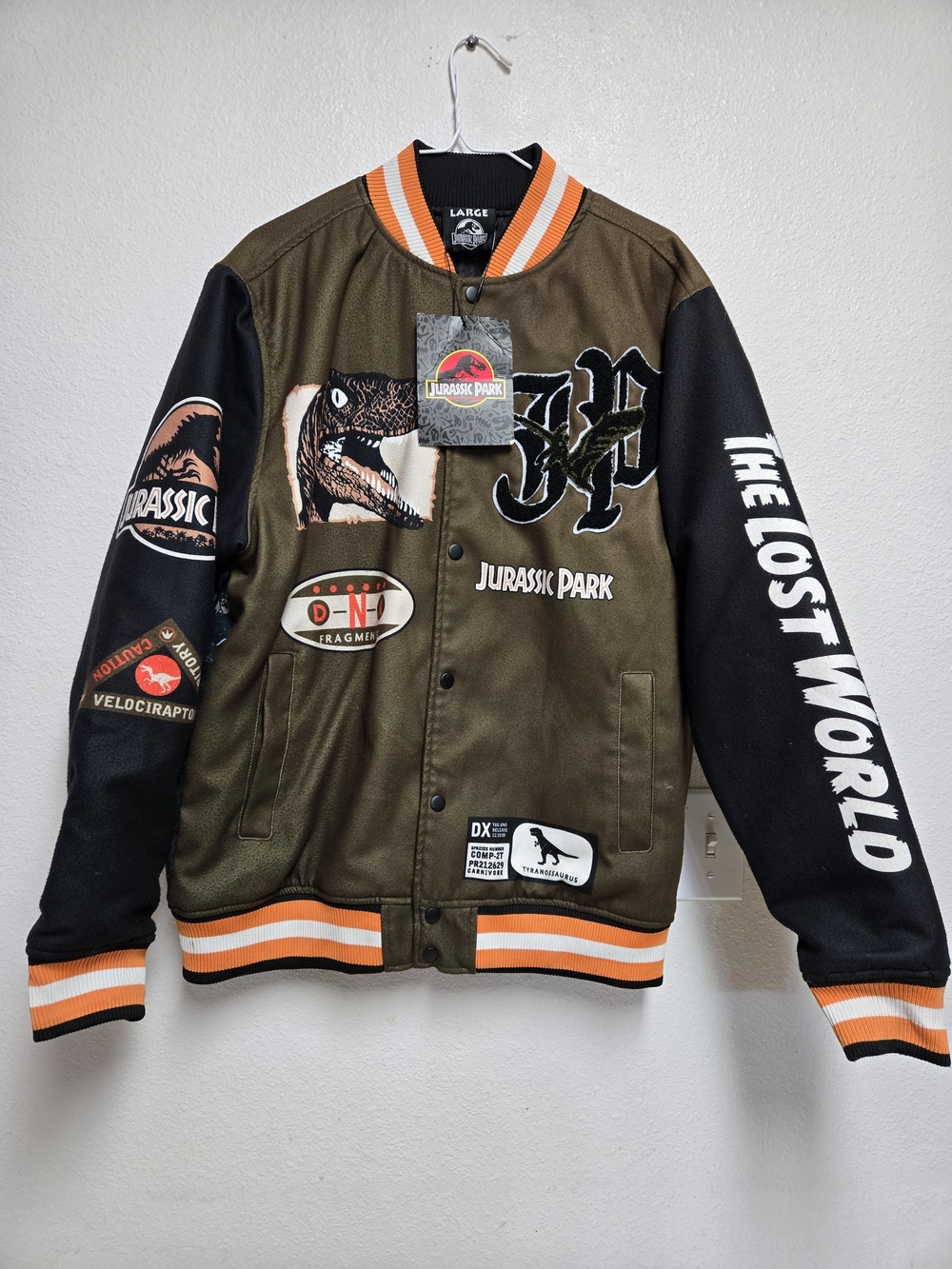 Jurassic Park Jacket Men’s Varsity Raptor & JP Logo $159 MSRP Size Large